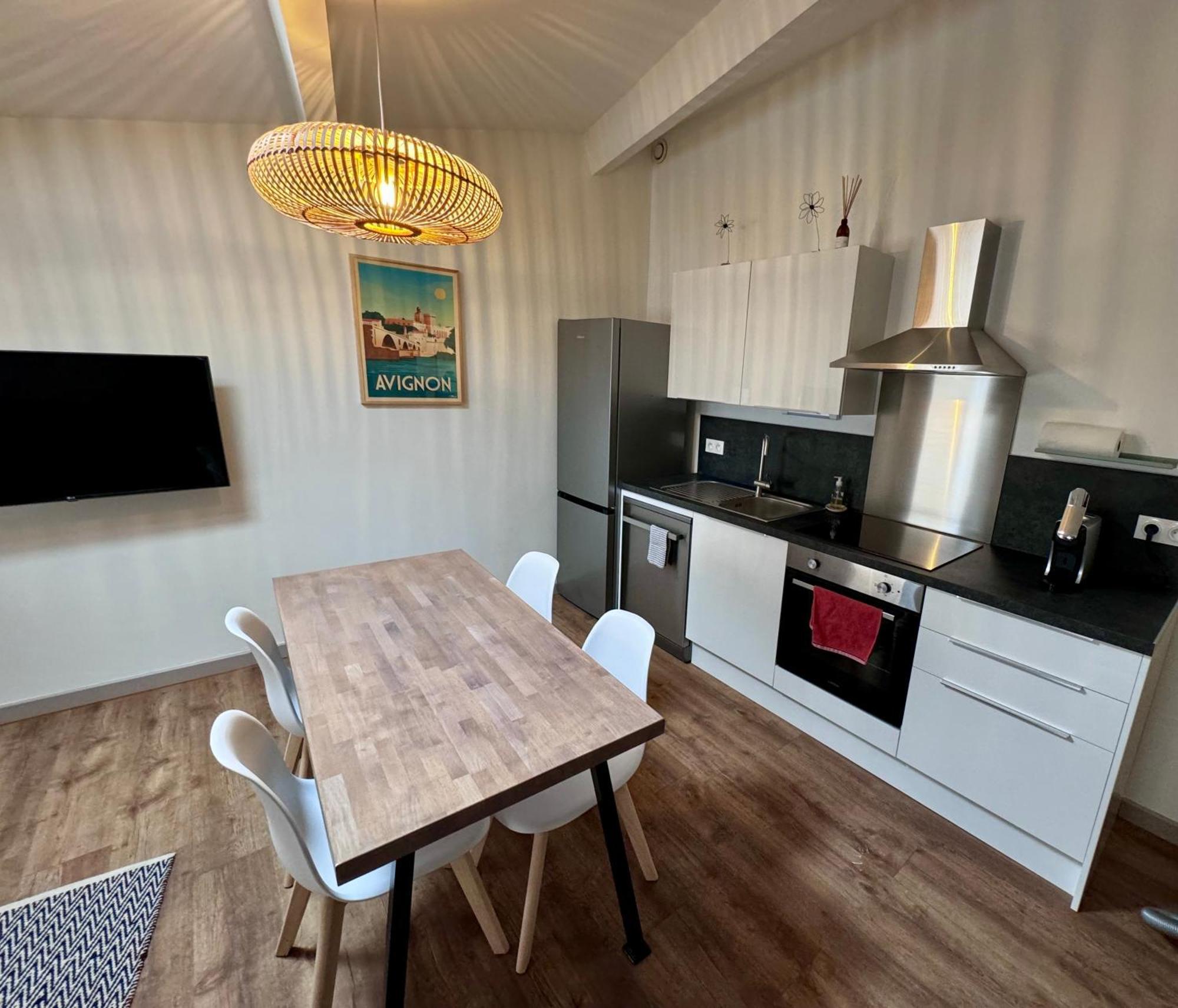 Apartamento Fleurs De Provence LʼIsle-sur-la-Sorgue Exterior foto